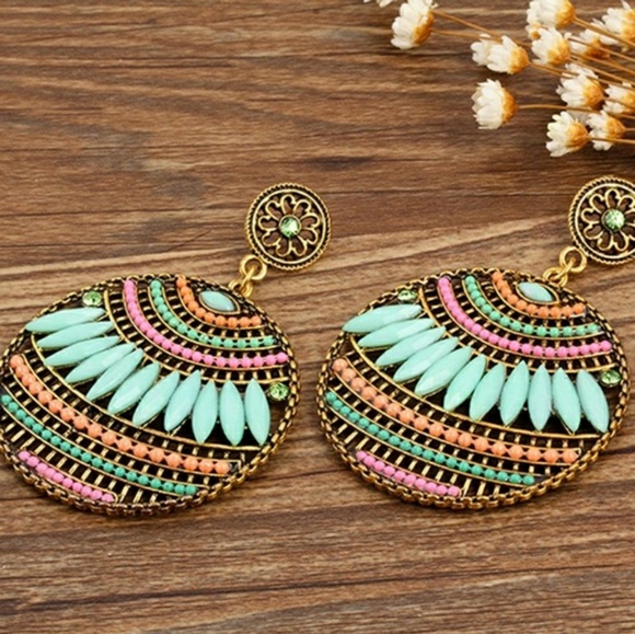 Jewelry - Earrings